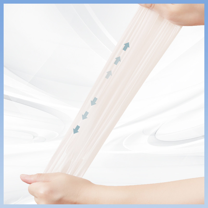 As luvas cor-de-rosa descartáveis à moda e confortáveis do PVC fazem sua proteção igualmente completa do sentido de forma